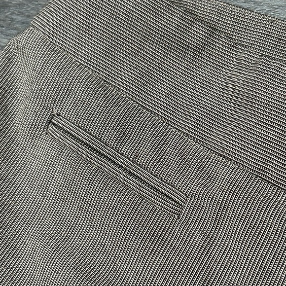 BCBG Maxazria size 4 - Picture 5 of 6